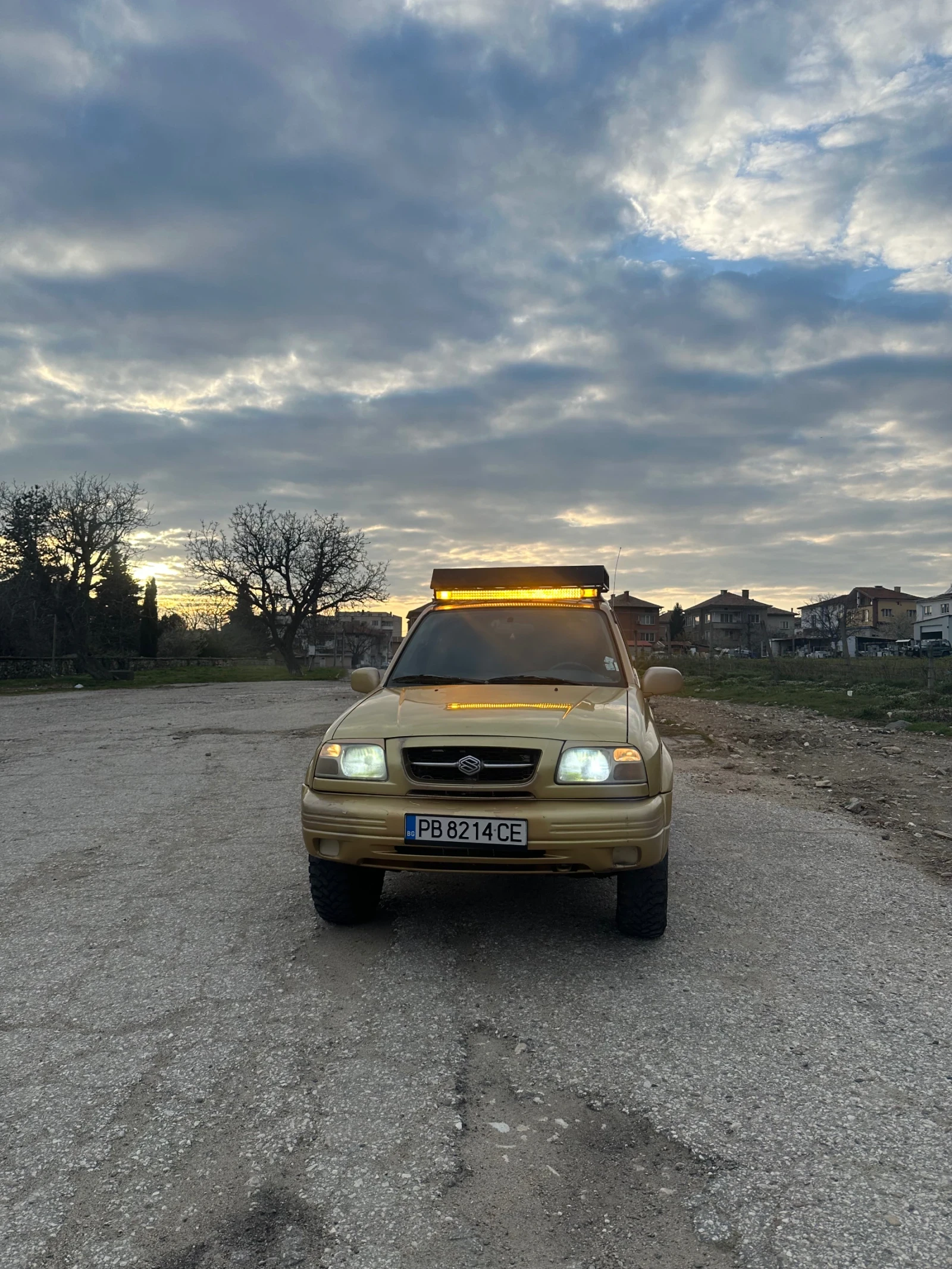 Suzuki Grand vitara 2.5 V6 , снимка 2 - Автомобили и джипове - 53977722