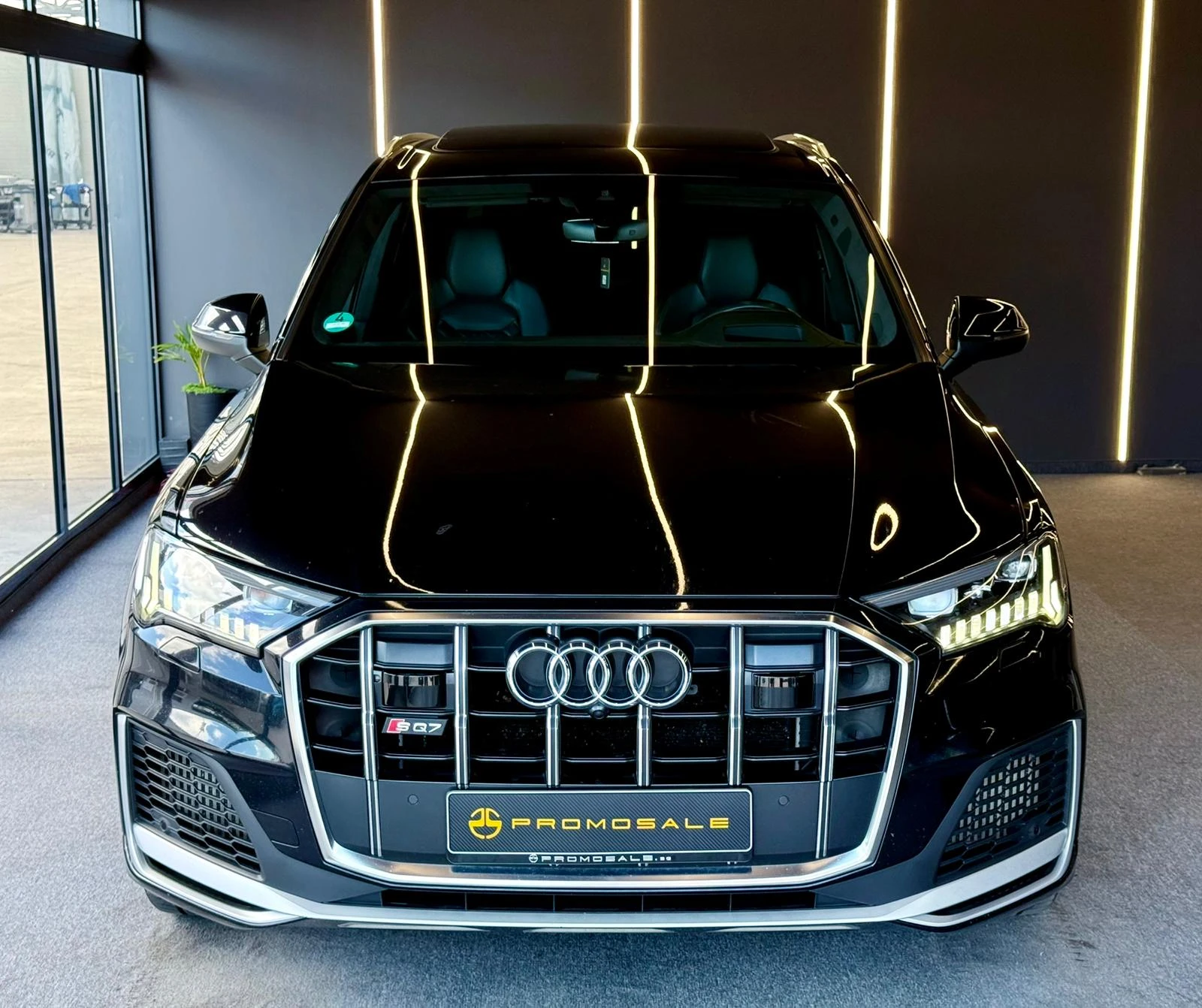 Audi SQ7 Quattro* Laser Matrix* Pano* 360* B&O* Лизинг, снимка 2 - Автомобили и джипове - 54932189