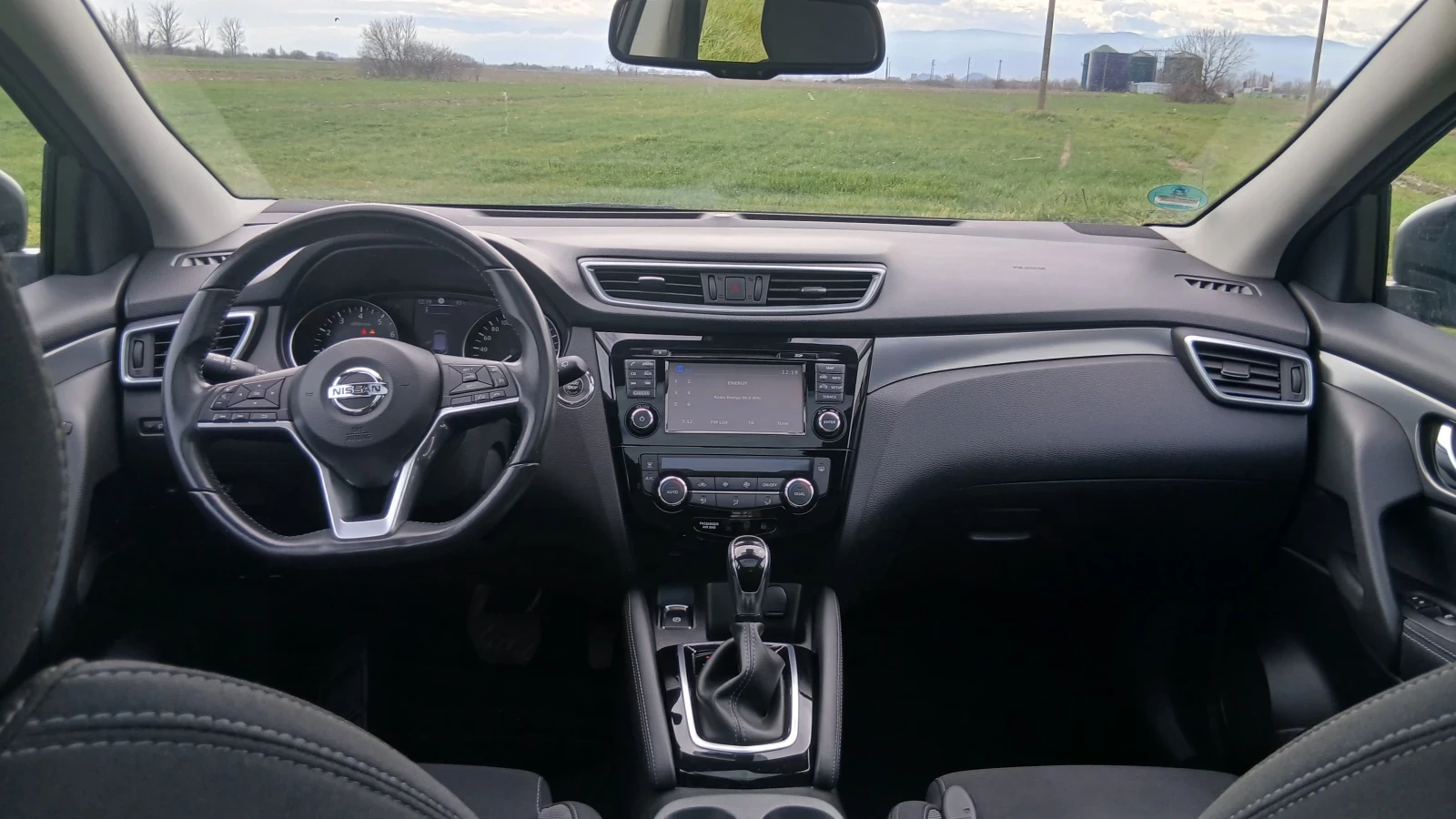Nissan Qashqai, снимка 4 - Автомобили и джипове - 56038161