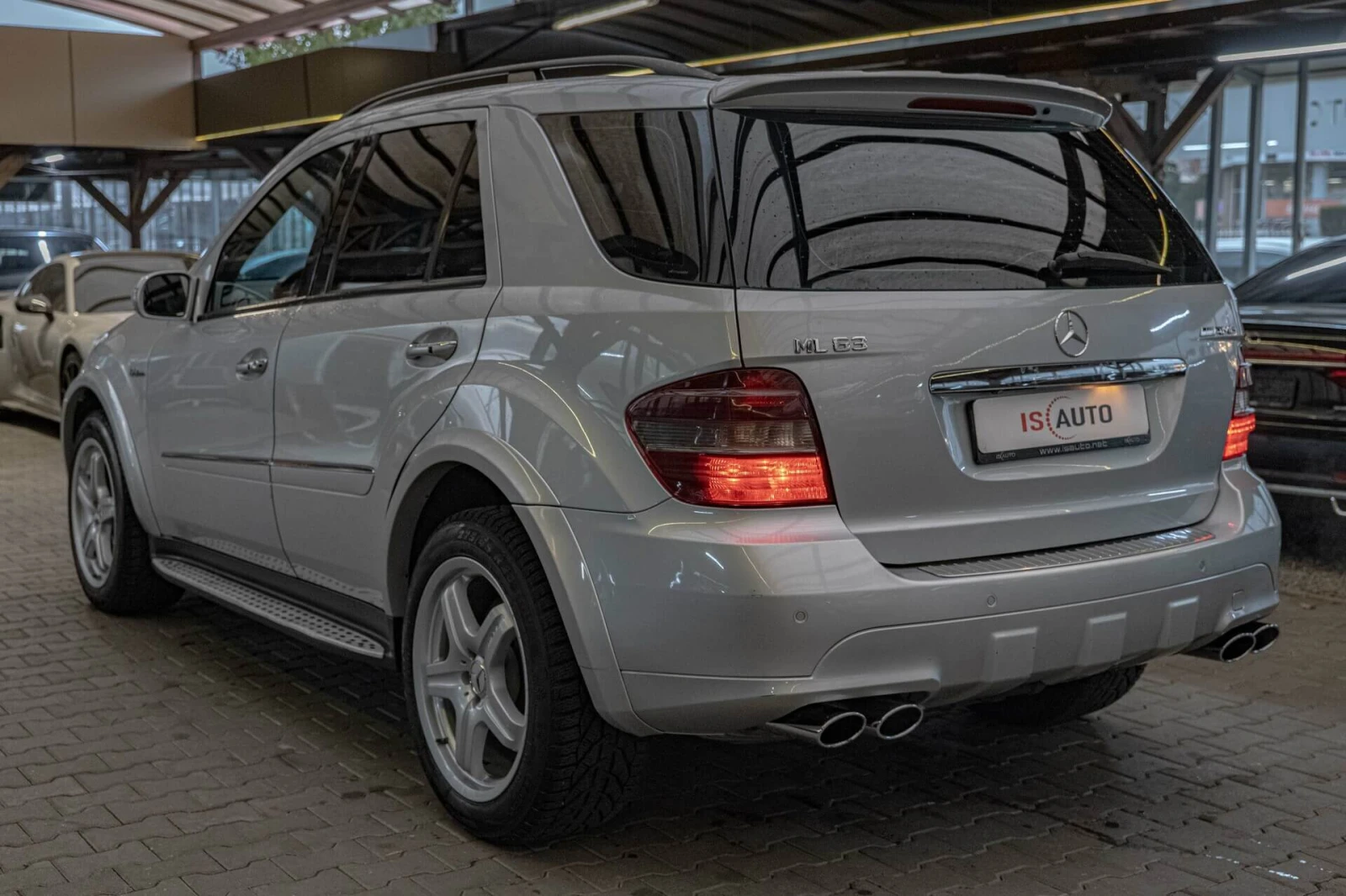 Mercedes-Benz ML 63 AMG 4Matic/Dynamic/Harman/Обдухване/Печка/RSE, снимка 6 - Автомобили и джипове - 55741310