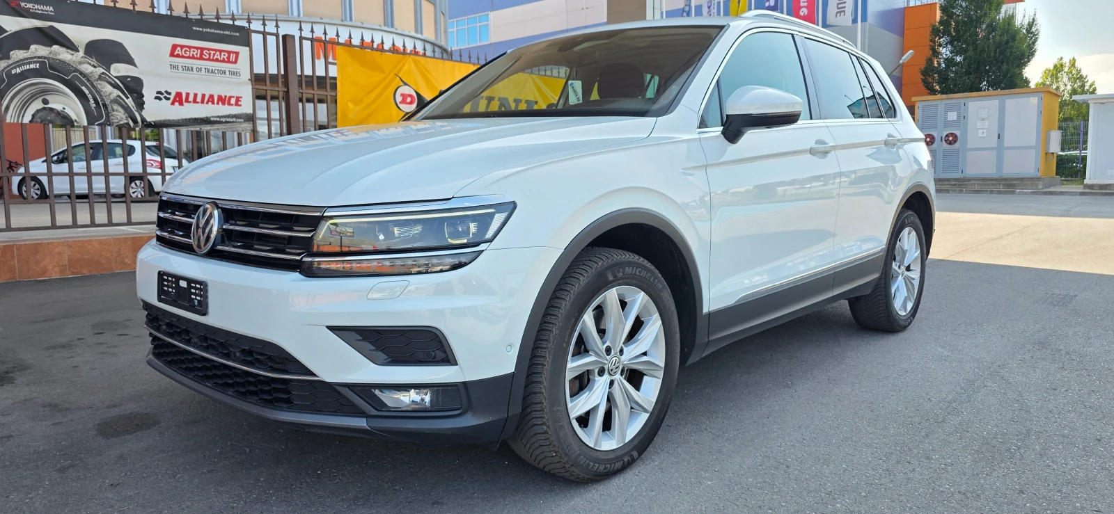 VW Tiguan 2.0TDI* 4MOTION* AVTOMAT* KEYLESS* DISTRONIC* SWIS