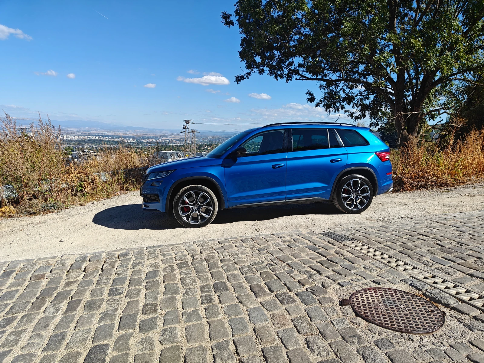 Skoda Kodiaq VRS 4x4 240 Hp Гаражна, снимка 6 - Автомобили и джипове - 56328218