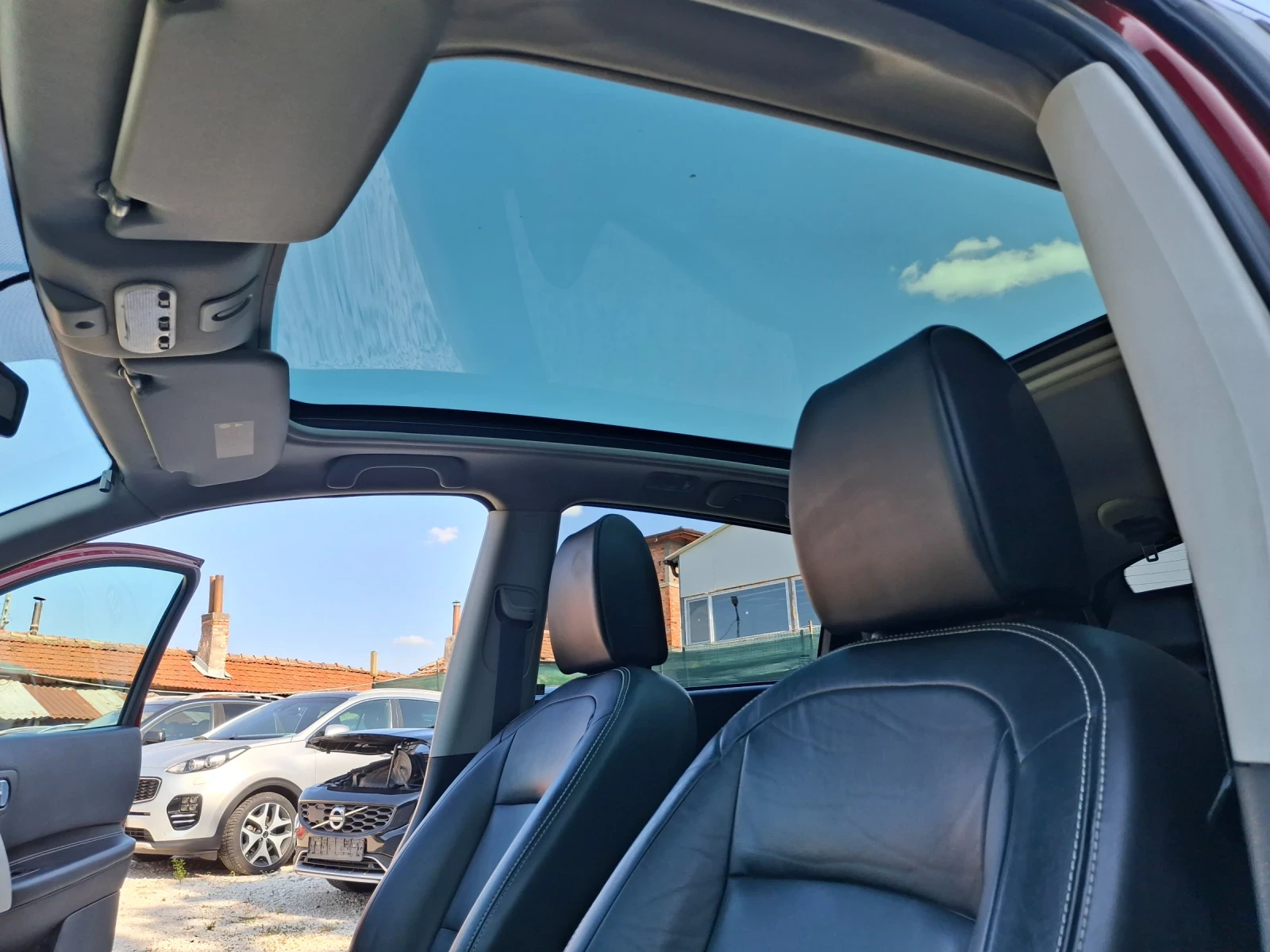 Nissan Qashqai 1.5 dci TEKNA, снимка 9 - Автомобили и джипове - 56432310