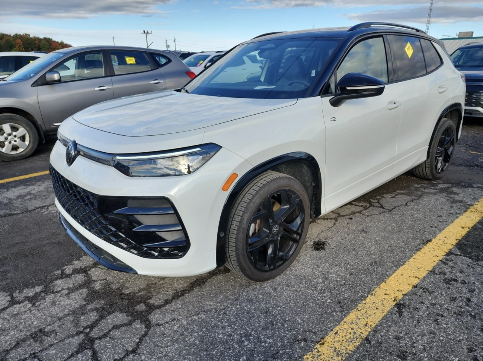 VW Tiguan 2026 Volkswagen TIGUAN COMFORTLINE R-LINE BLACK ED | Mobile.bg � ����������� 1