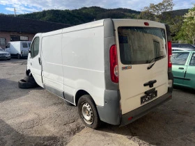 Opel Vivaro 2.0tdci 115hp НА ЧАСТИ, снимка 3