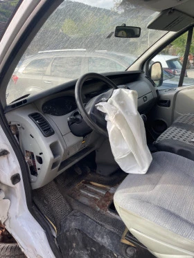 Opel Vivaro 2.0tdci 115hp НА ЧАСТИ, снимка 12