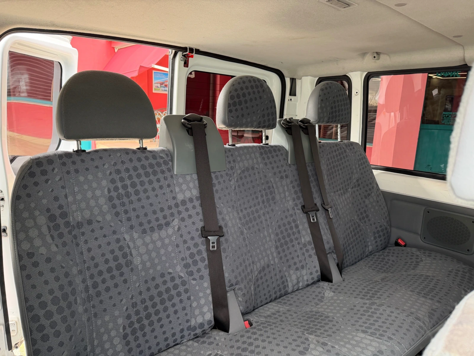 Ford Transit 2.2TDCi* Климатик* 8+ 1 места - изображение 8