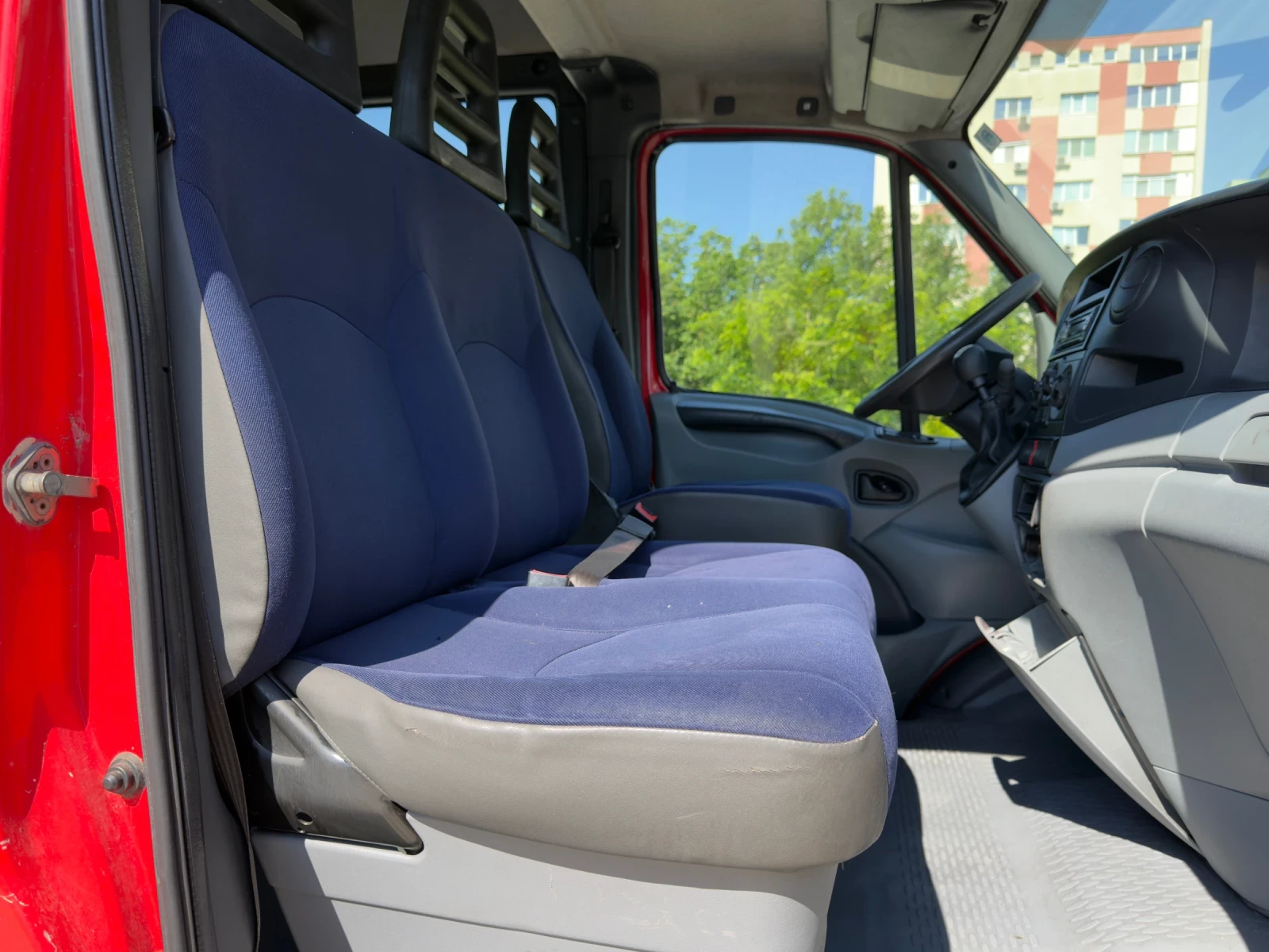 Iveco 35S18  3.0HPT* Клима* 5+ 1* Maxi* , снимка 14 - Бусове и автобуси - 54863422