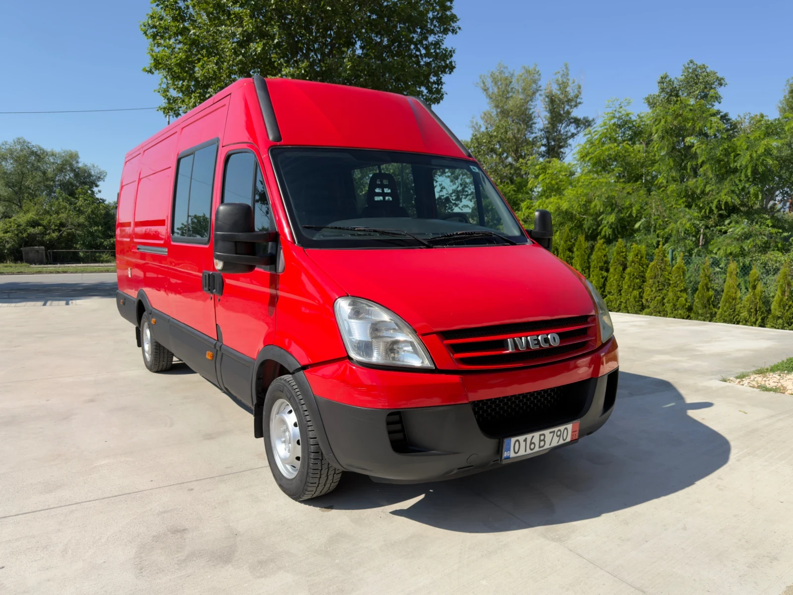 Iveco 35S18  3.0HPT* Клима* 5+ 1* Maxi* , снимка 4 - Бусове и автобуси - 54863422