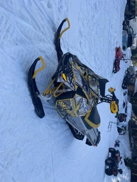     Ski-Doo Summit 800R