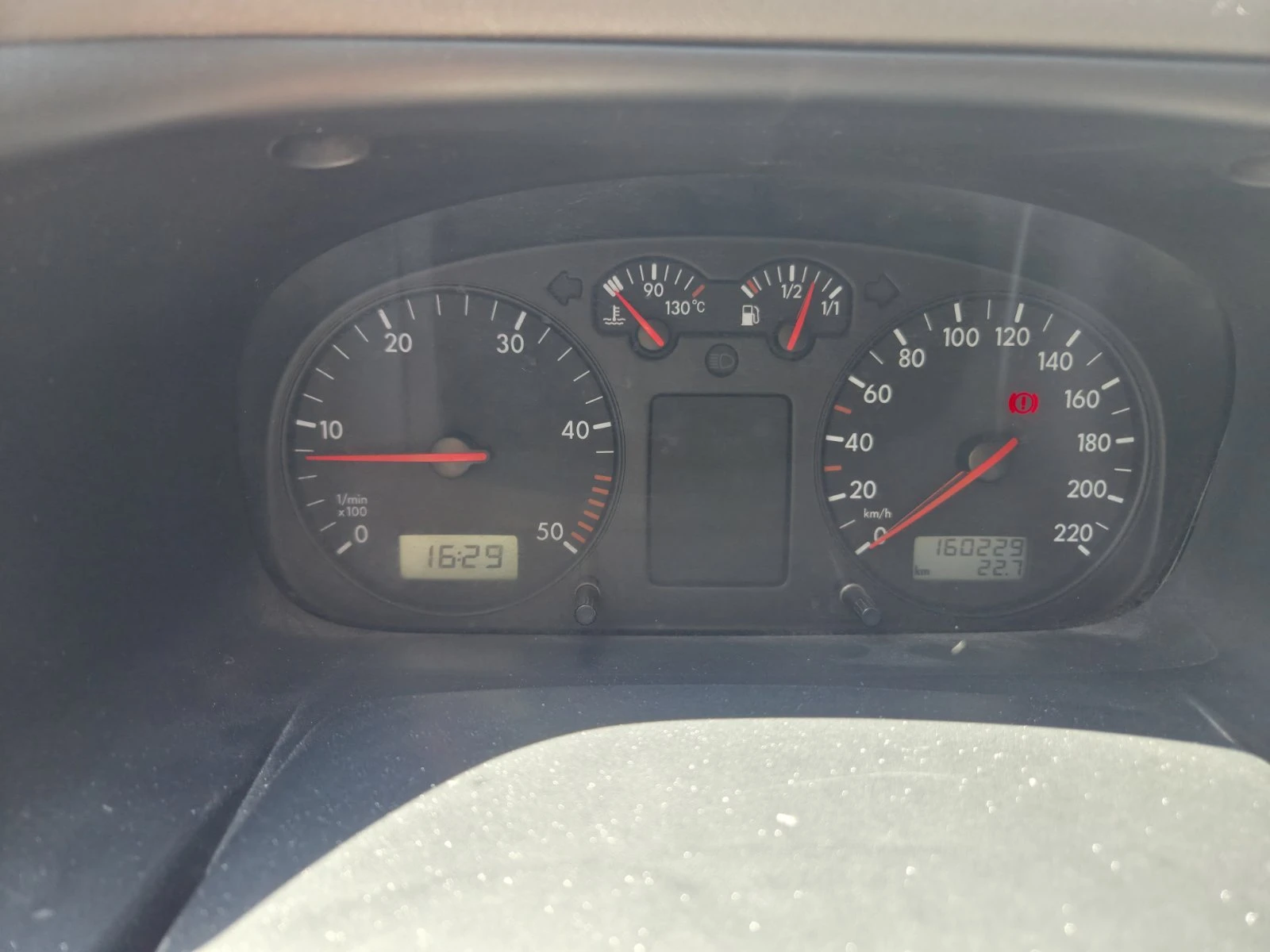Кемпер VW T4, снимка 17 - Каравани и кемпери - 54960243