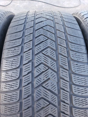 Гуми Зимни 325/35R22, снимка 1