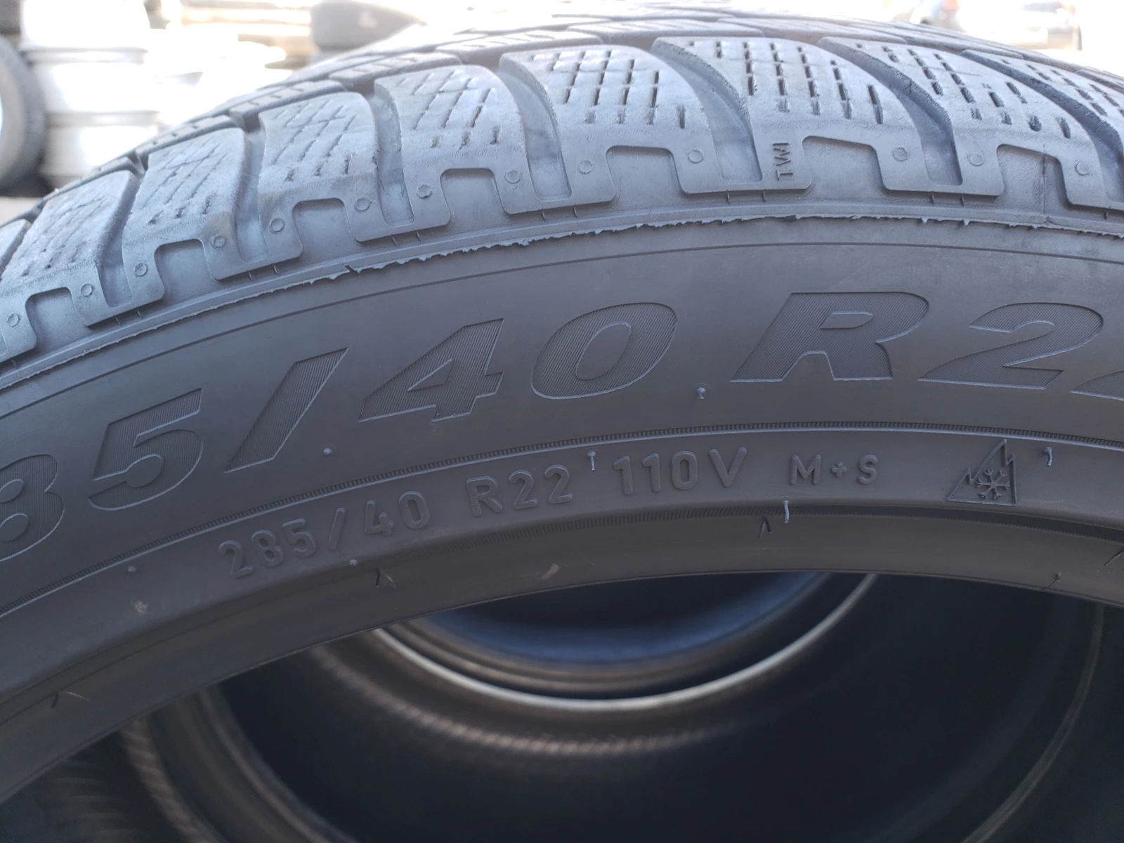 ���� 325/35R22 | Mobile.bg � ����������� 6