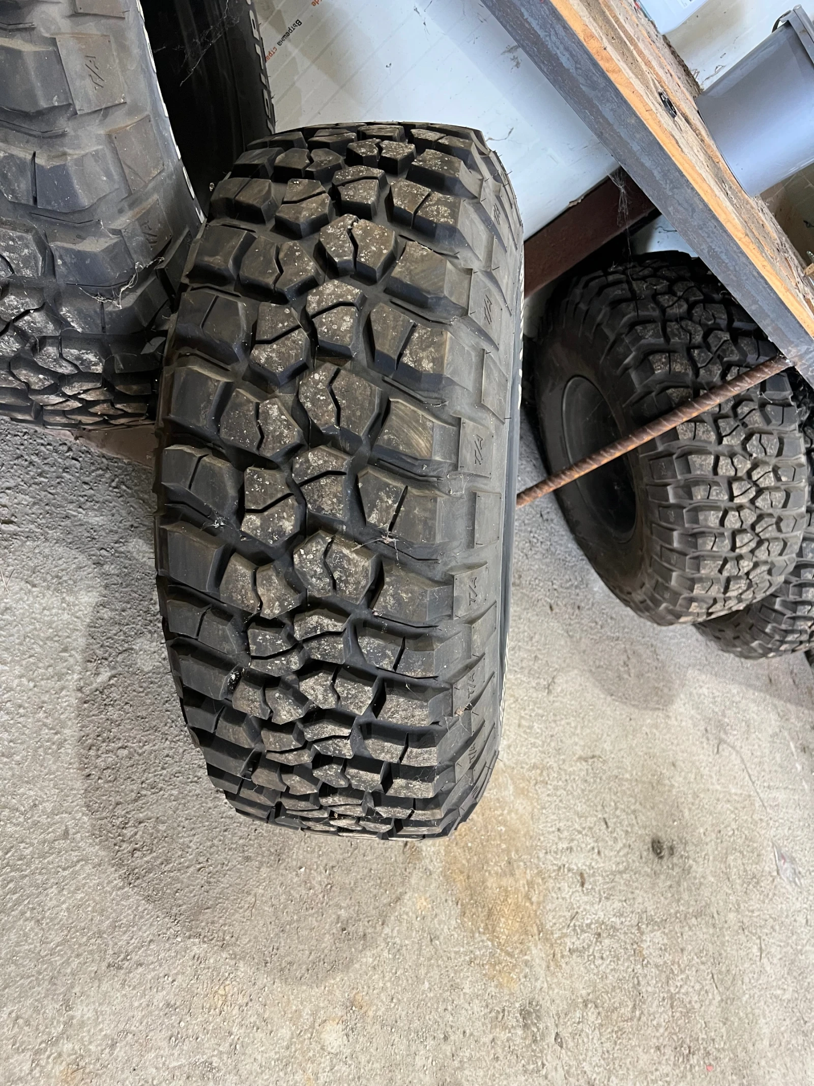 ���� � ������ 325/80R15 | Mobile.bg � ����������� 2