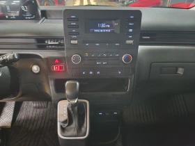 Hyundai Staria 2.2 Automatic, снимка 12