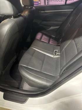 Hyundai Elantra | Mobile.bg    8