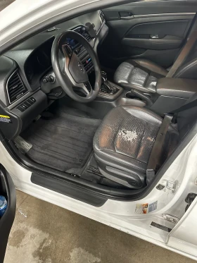 Hyundai Elantra | Mobile.bg    11
