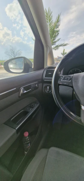 VW Touran 1.6TDI DSG - 13700 лв. / 7004.70 € - 66305409 10