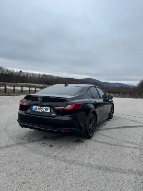 Toyota Camry XSE 2.5 Hybrid 4WD , снимка 3 - Автомобили и джипове - 53635986