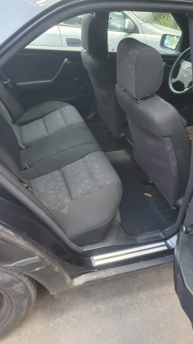Mercedes-Benz C 180 - 1555 € - 22608645 5
