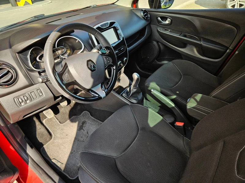 Renault Clio 1.5 dci, снимка 10 - Автомобили и джипове - 47291238