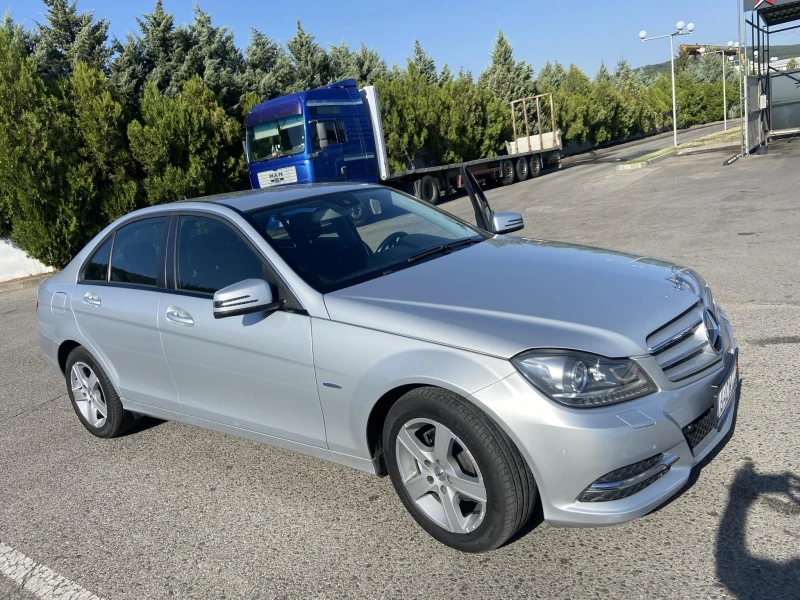 Mercedes-Benz C 200 2.0 6 скороти, снимка 8 - Автомобили и джипове - 47109980