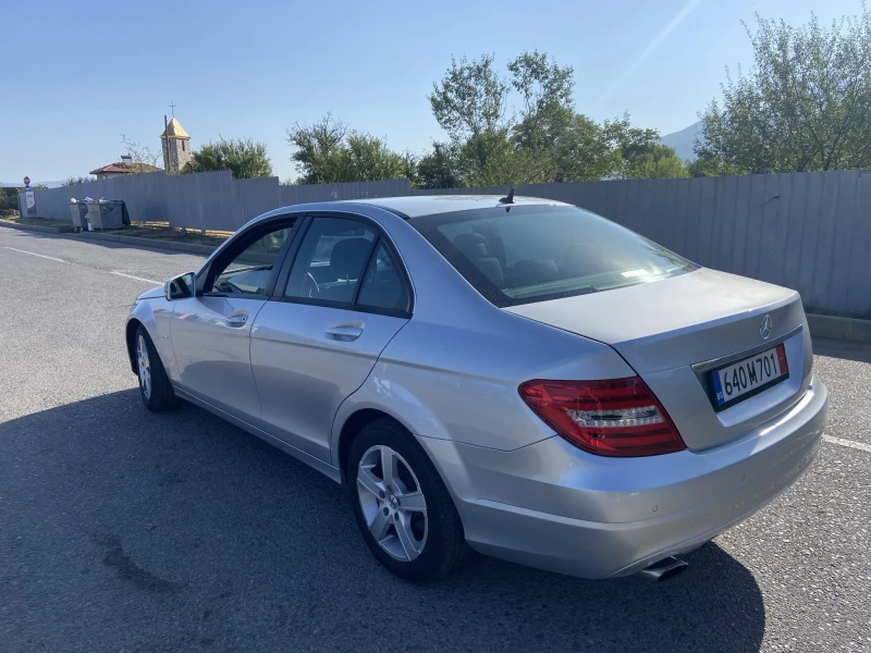 Mercedes-Benz C 200 2.0 6 скороти, снимка 3 - Автомобили и джипове - 47109980