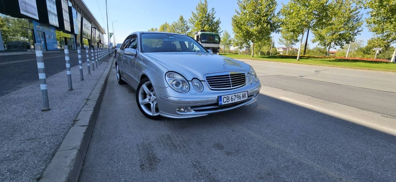 Mercedes-Benz E 320 AVANGARDE, снимка 1 - Автомобили и джипове - 47710333