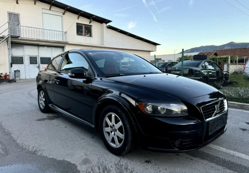 Volvo C30 1.6 D, снимка 2 - Автомобили и джипове - 47439782