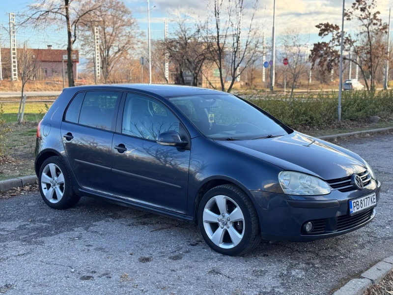 VW Golf, снимка 5 - Автомобили и джипове - 48295897