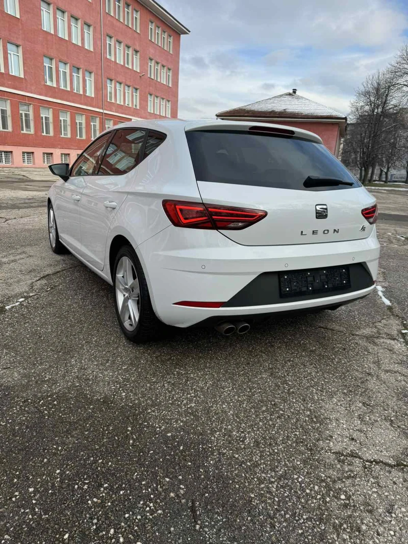 Seat Leon FR 78800км.Лизинг Дистроник!, снимка 8 - Автомобили и джипове - 48587650