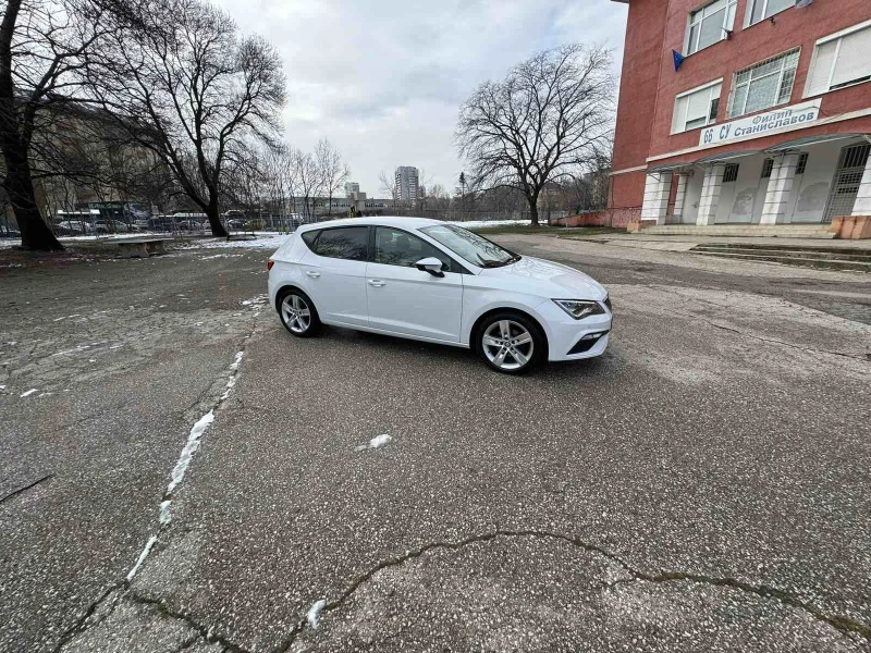 Seat Leon FR 78800км.Лизинг Дистроник!, снимка 13 - Автомобили и джипове - 48587650