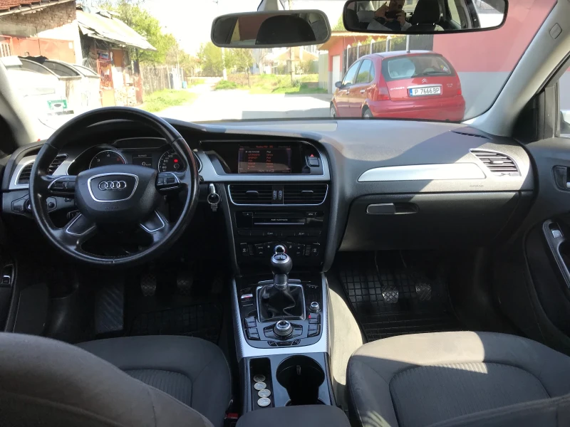 Audi A4 2.0tdi facelift , снимка 9 - Автомобили и джипове - 48591302