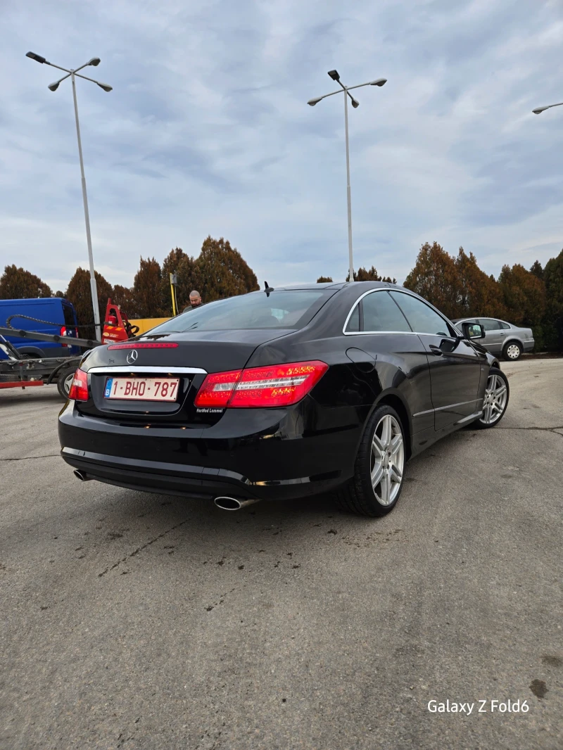 Mercedes-Benz E 350 Coupe V6 AMG PACK, снимка 4 - Автомобили и джипове - 48654372