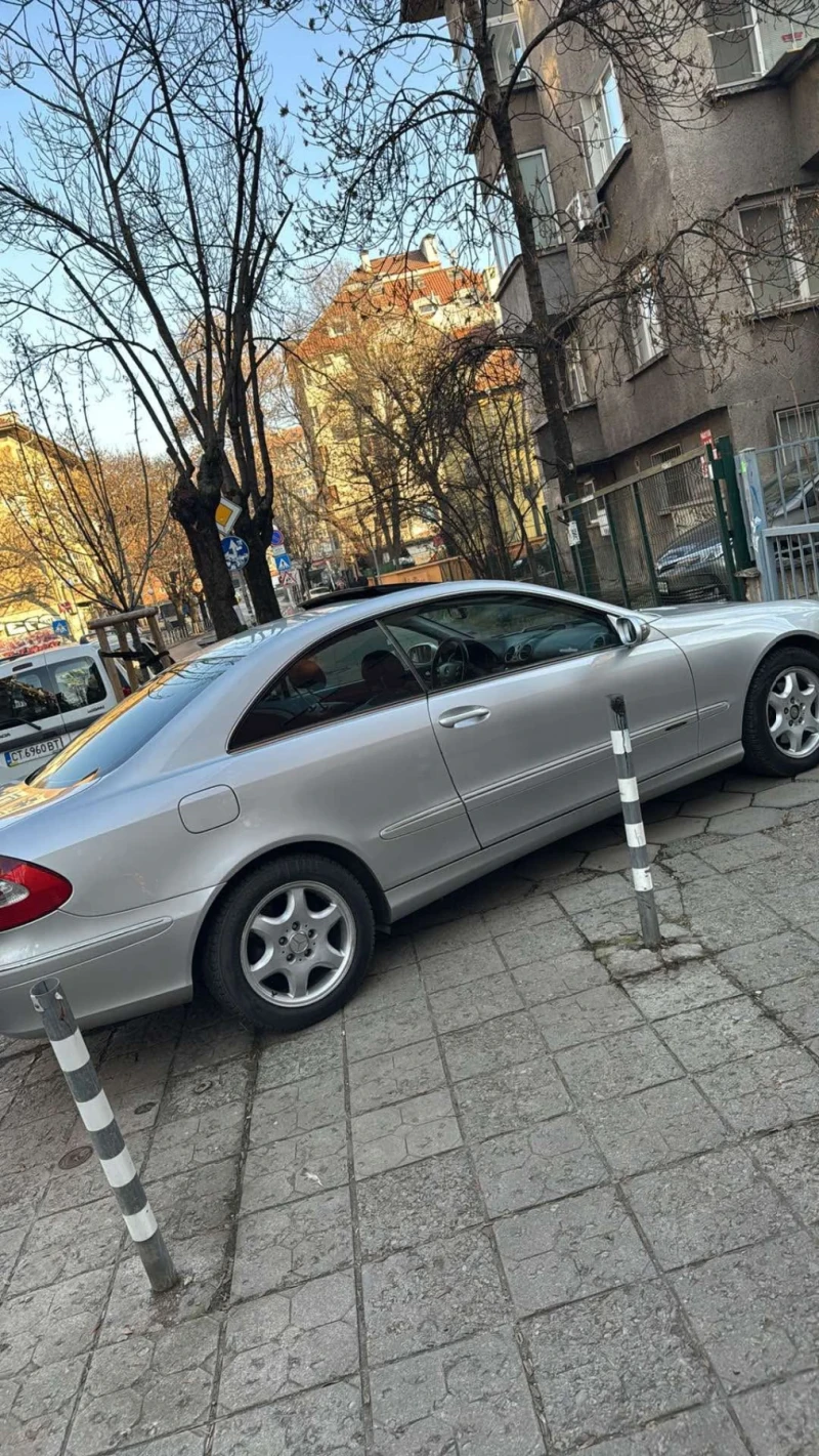 Mercedes-Benz CLK 320, снимка 7 - Автомобили и джипове - 49246144