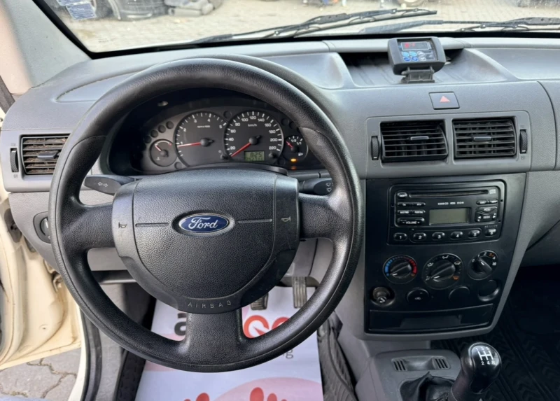 Ford Connect 1.8D / Минусов ХЛАДИЛЕН !, снимка 6 - Автомобили и джипове - 49388488