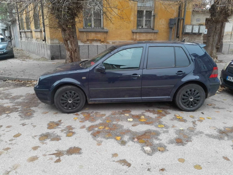 VW Golf, снимка 2 - Автомобили и джипове - 49424694