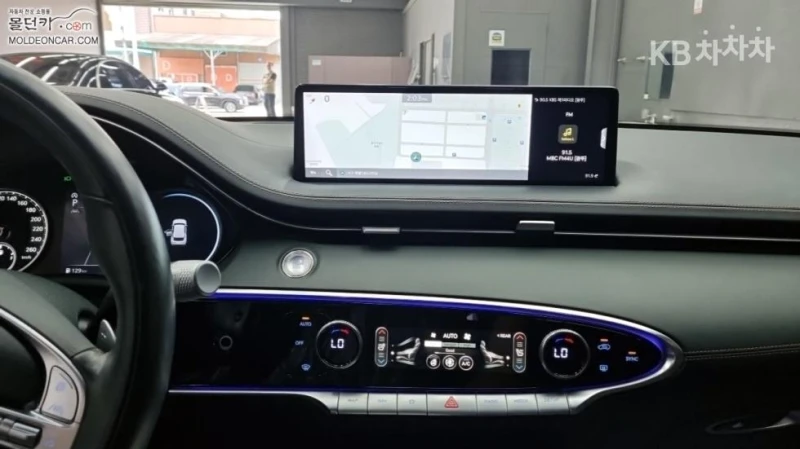 Genesis GV70 3.5T AWD  ЛИЗИНГ БЕЗ ПЪРВОНАЧАЛНА ВНОСКА, снимка 12 - Автомобили и джипове - 52650484