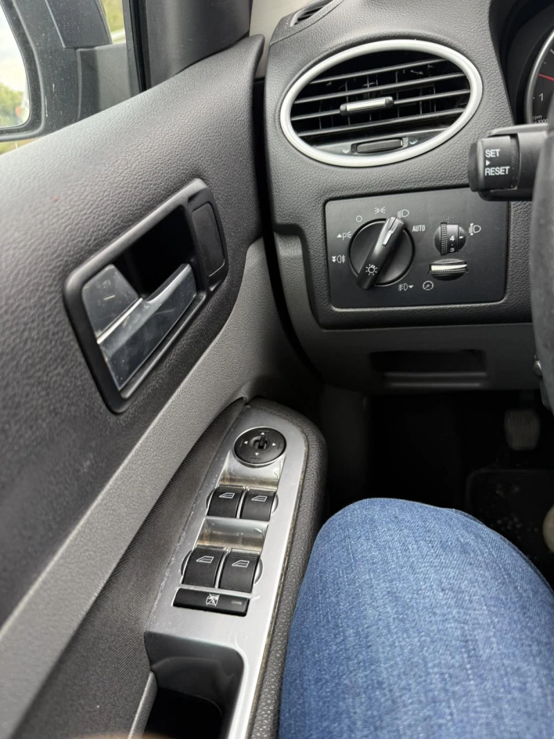 Ford Focus, снимка 10 - Автомобили и джипове - 51998420