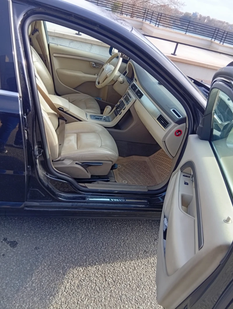 Volvo S80 2.4 D5, снимка 9 - Автомобили и джипове - 52976384