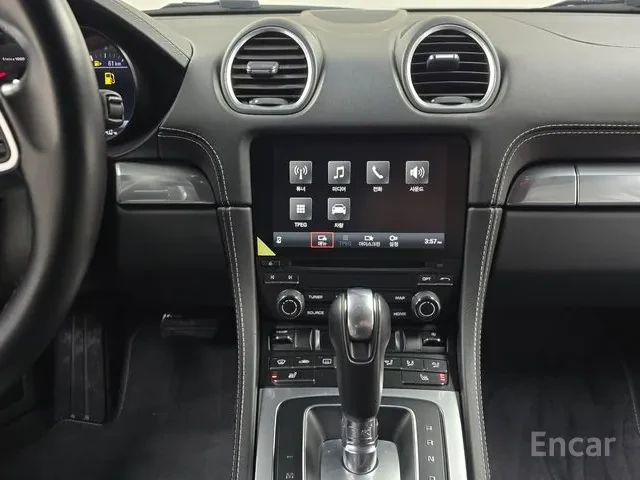 Porsche Cayman 718* КОжа* Подгрев* Камера* 2 Ключа, снимка 13 - Автомобили и джипове - 54020816