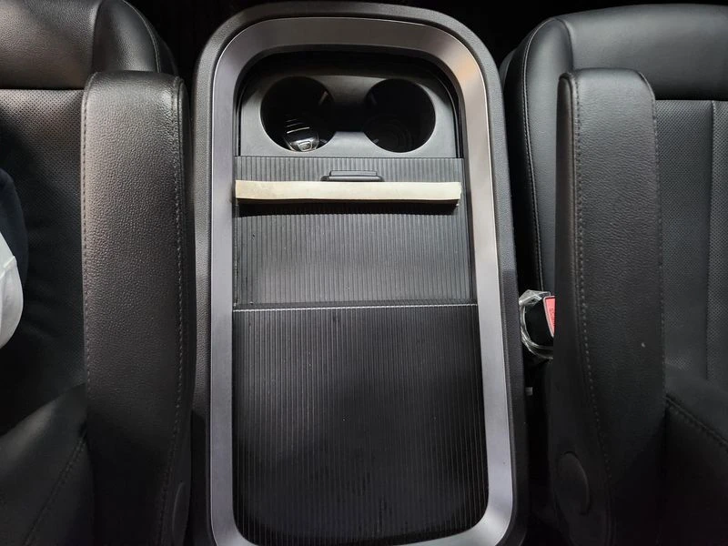 Hyundai Staria 2.2 Automatic, снимка 13 - Автомобили и джипове - 55949686
