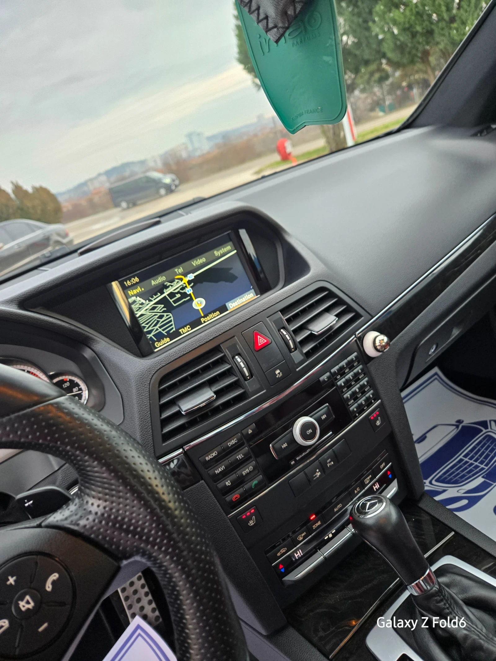 Mercedes-Benz E 350 Coupe V6 AMG PACK/PANO/������ | Mobile.bg � ����������� 16