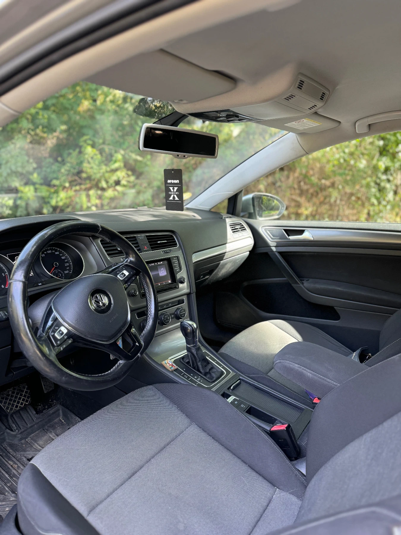 VW Golf VII , 1.6 DSG - изображение 8