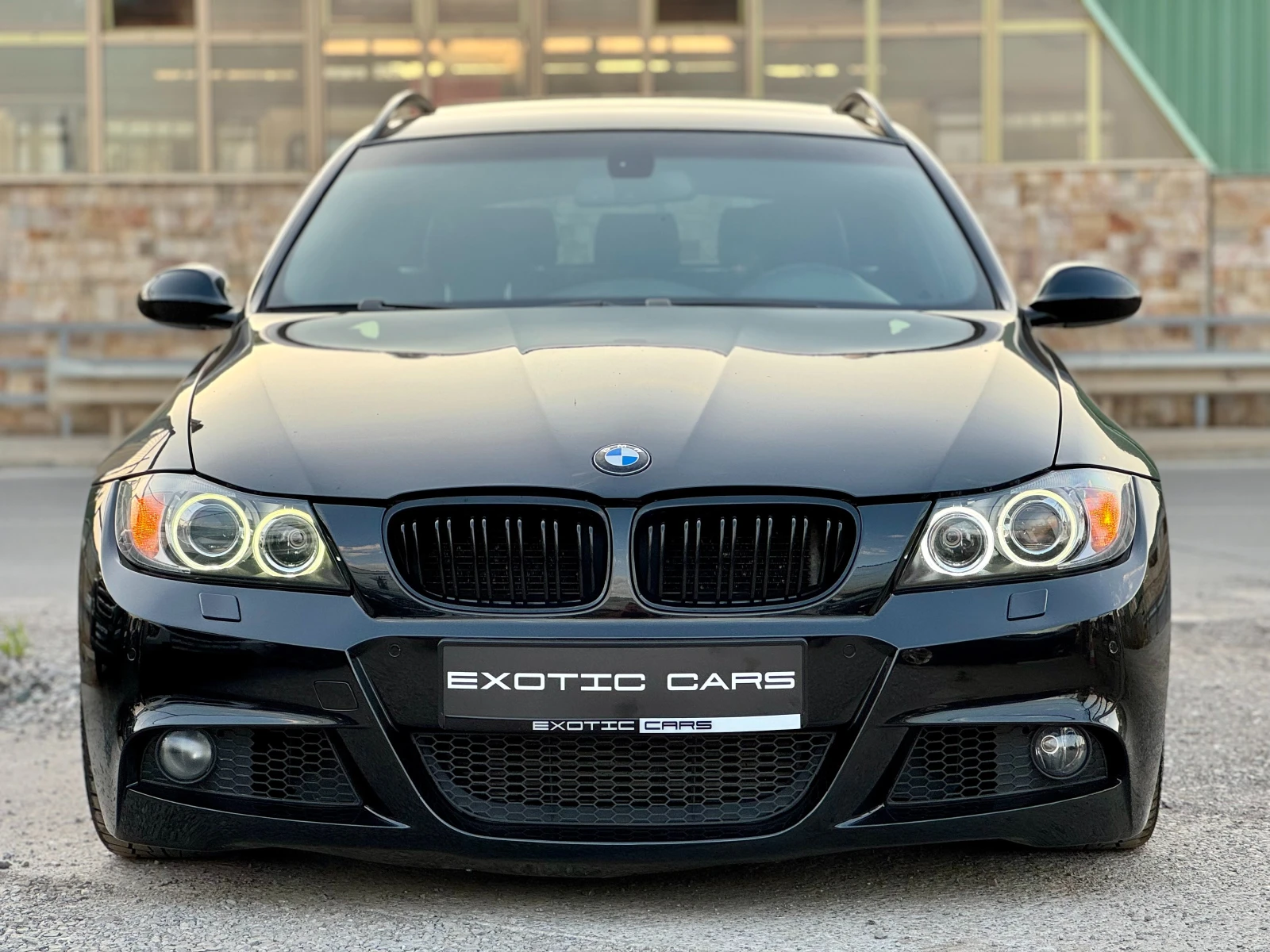 BMW 330 d ! RWD ! M Pack ! SWISS ! - изображение 2