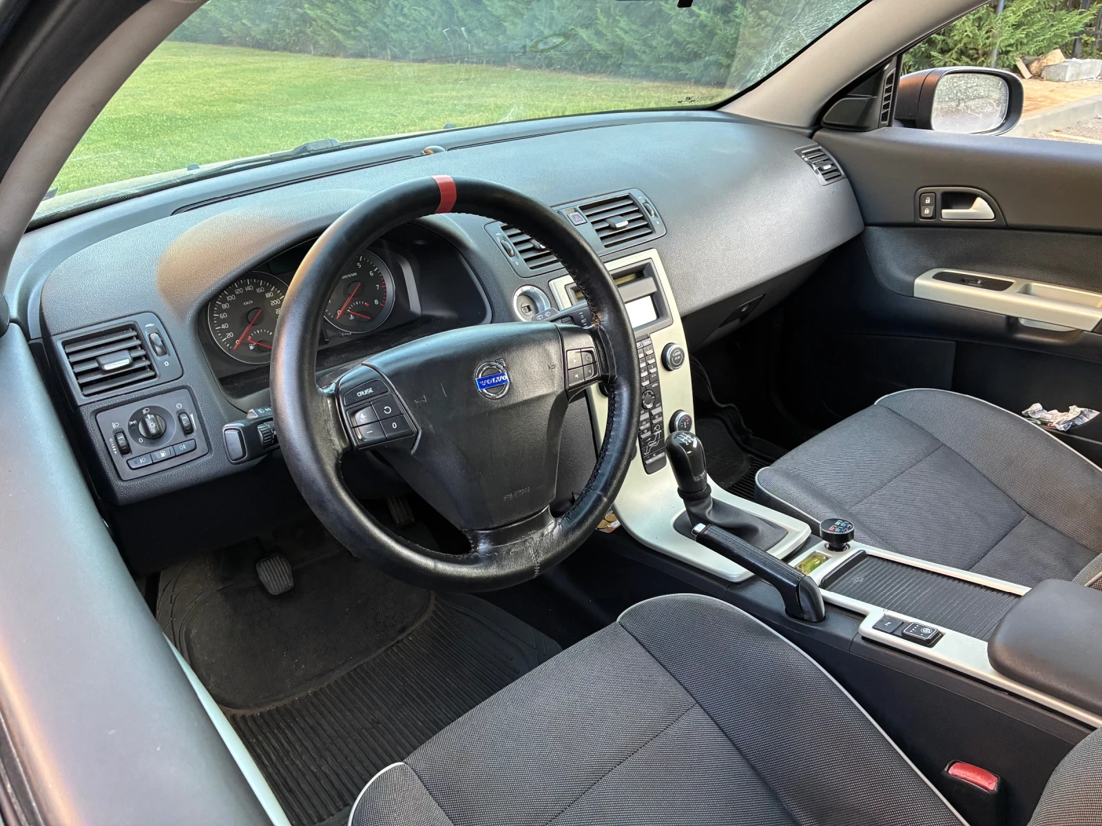Volvo C30 1.6 100hp - изображение 5