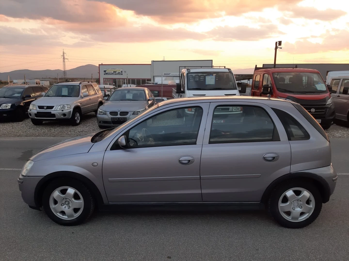 Opel Corsa 1.2 климатроник 4 цилиндара - изображение 4