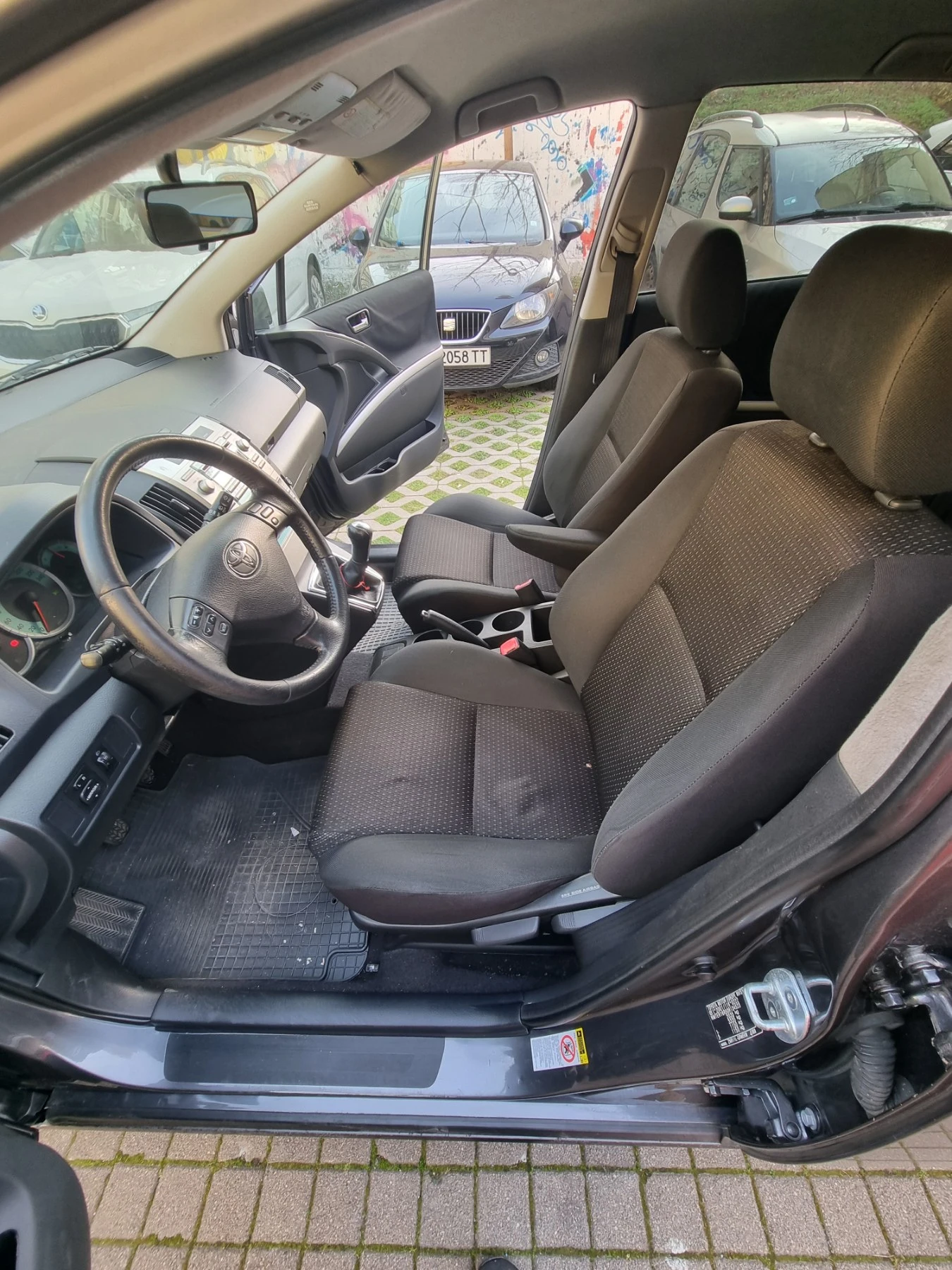 Toyota Corolla verso 1.8 | Mobile.bg � ����������� 9