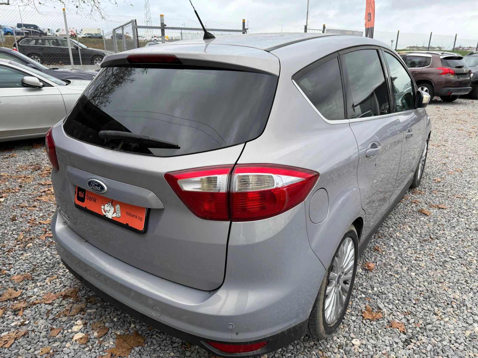 Ford C-max Бензин/Газ Климатроник! Паркинг Асистент! Нави! - изображение 3