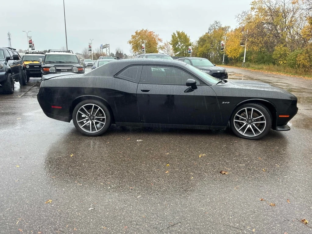 Dodge Challenger 2023 R/T RWD * CARFAX * БЕЗ ПЪРВОНАЧАЛНА ВНОСКА - изображение 4